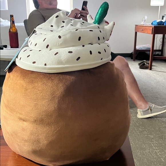 M/5 Squishmallows Brown and White Plush Toy - Picture 4 of 5